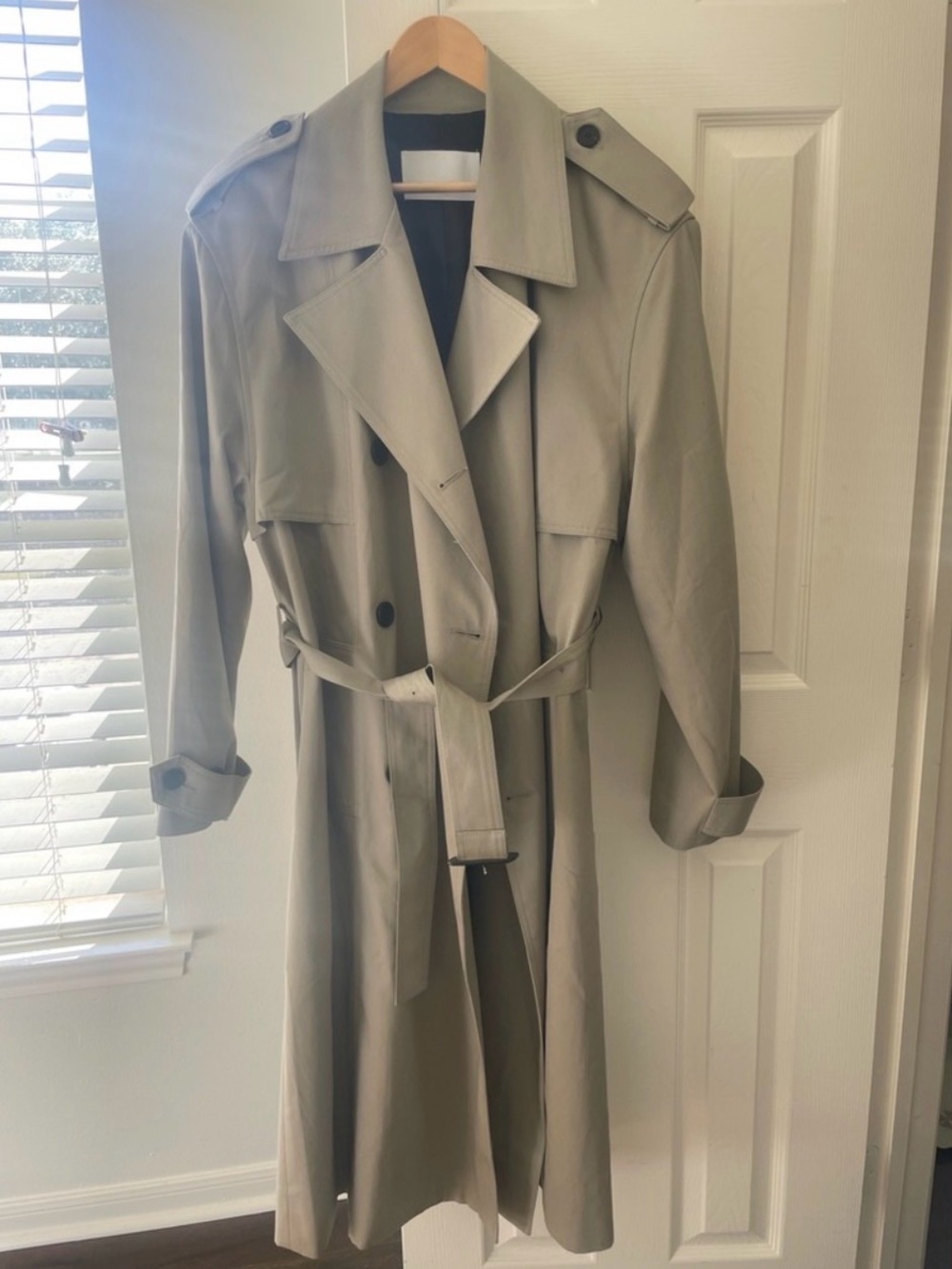 The Frankie Shop Oversized Tan Trench Coat XS/S